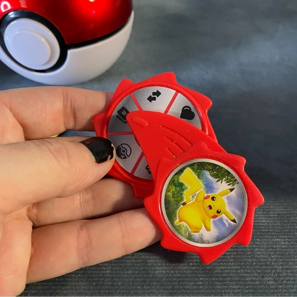 Pokémon Ball Bundle w Tin Box Various Pokeball (4) Storage Container Collectable - Picture 9 of 16